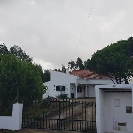 בית נופש Casa Dos Morgados *