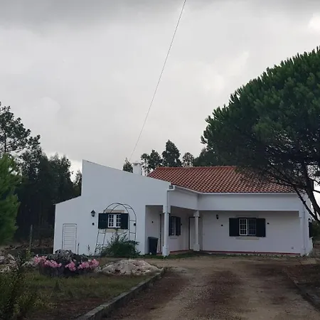 בית נופש Casa Dos Morgados *